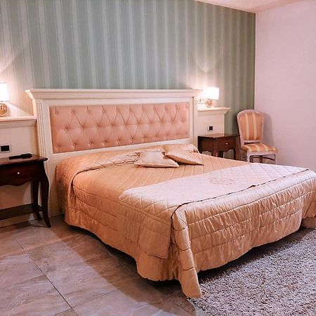 Regina Di Saba - Hotel Villa Per Ricevimenti Grottaminarda Dış mekan fotoğraf