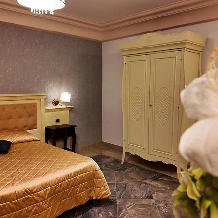 Regina Di Saba - Hotel Villa Per Ricevimenti Grottaminarda Dış mekan fotoğraf