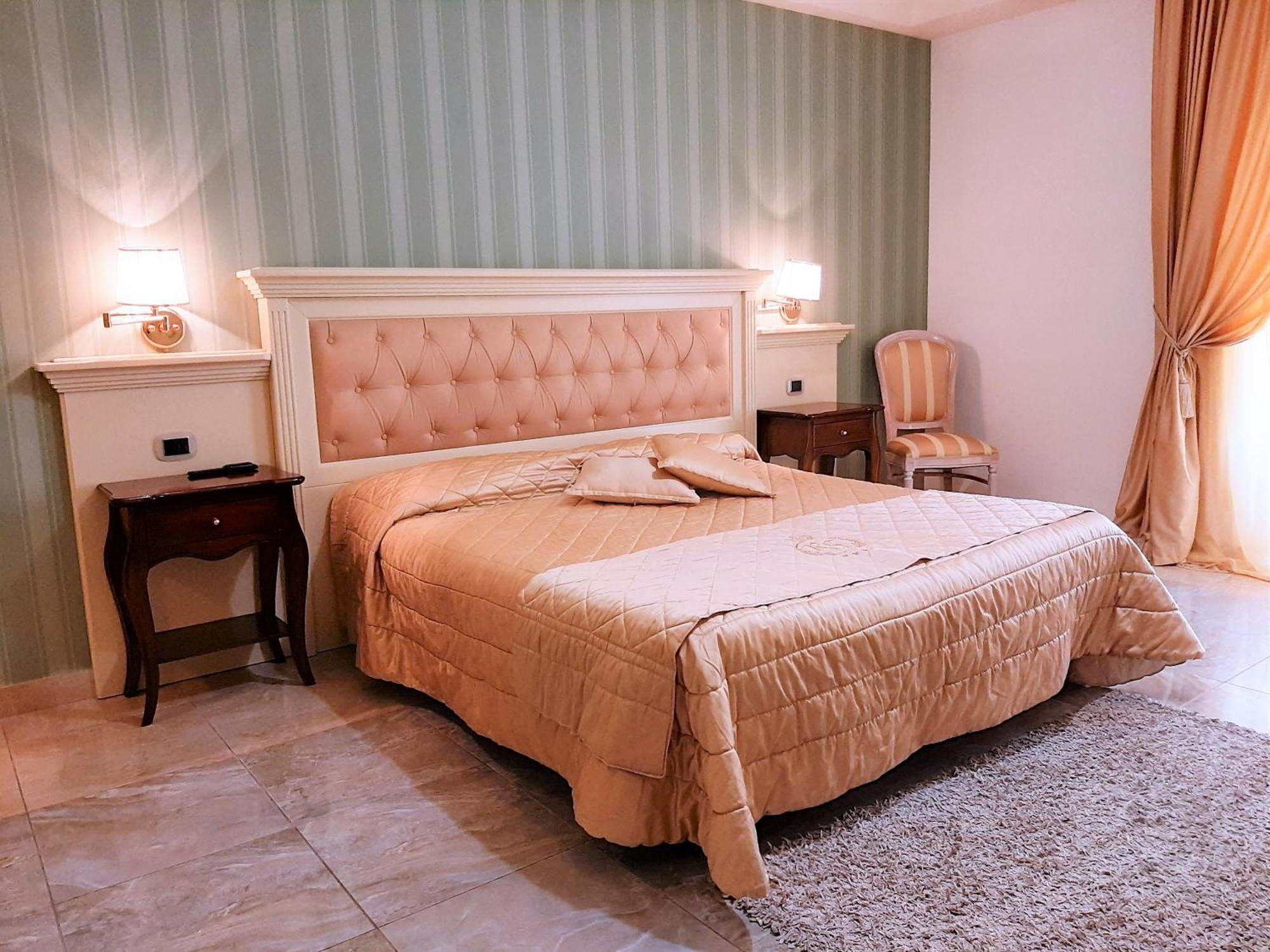 Regina Di Saba - Hotel Villa Per Ricevimenti Grottaminarda Dış mekan fotoğraf