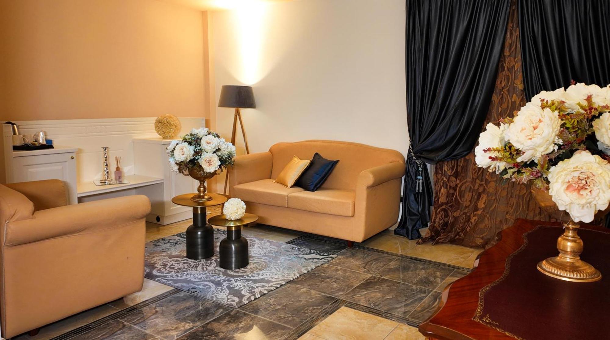 Regina Di Saba - Hotel Villa Per Ricevimenti Grottaminarda Dış mekan fotoğraf