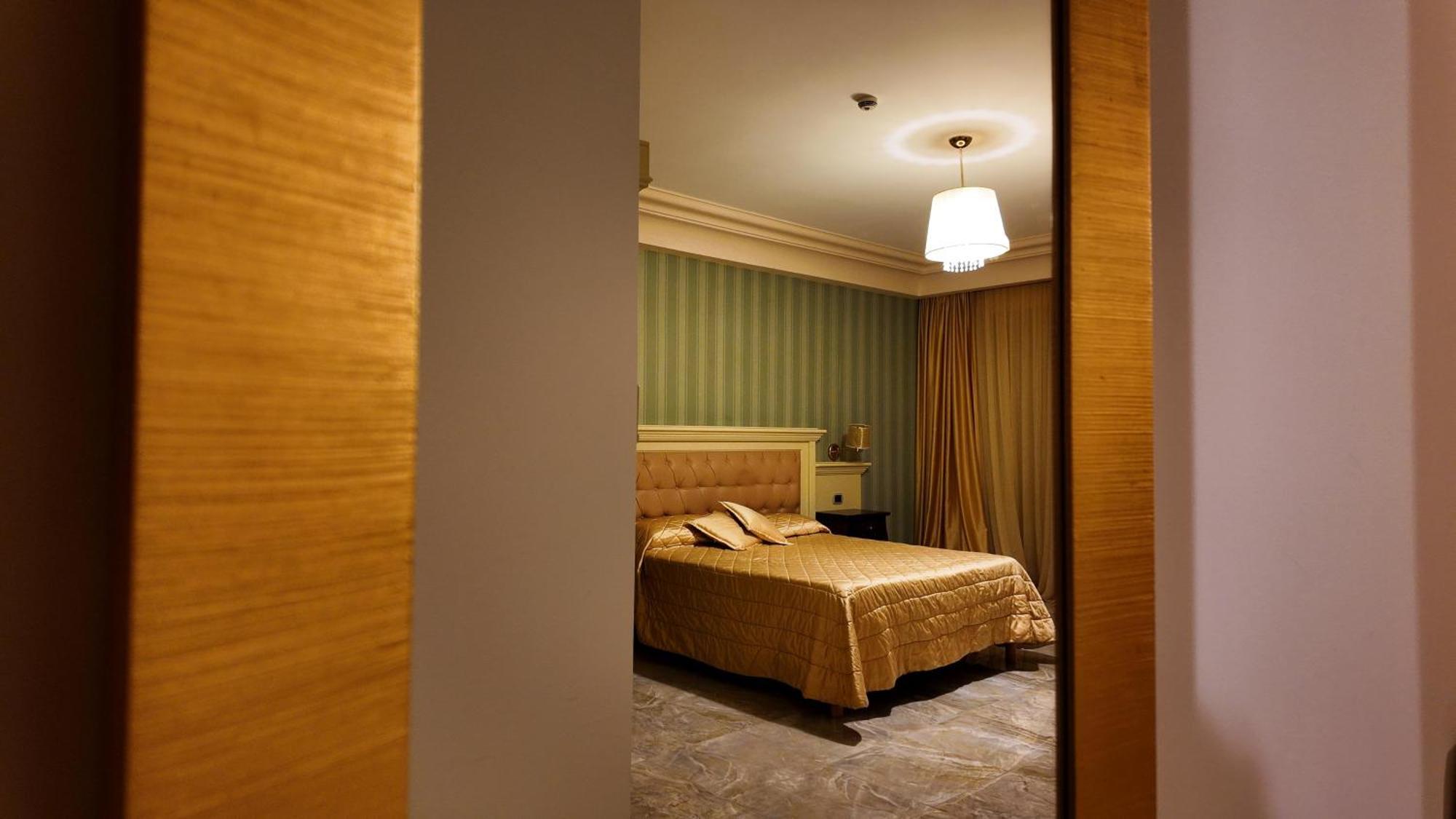 Regina Di Saba - Hotel Villa Per Ricevimenti Grottaminarda Dış mekan fotoğraf