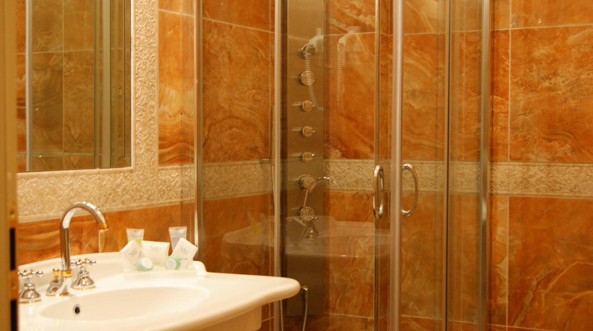 Regina Di Saba - Hotel Villa Per Ricevimenti Grottaminarda Dış mekan fotoğraf