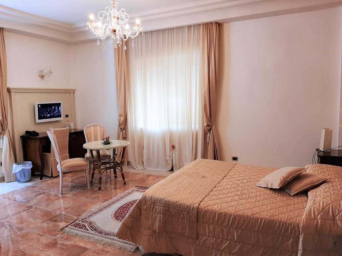 Regina Di Saba - Hotel Villa Per Ricevimenti Grottaminarda Dış mekan fotoğraf